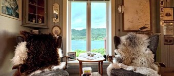 Nice and cilent at midnightsun and polaris aurora coast in Straumen, Andørja.