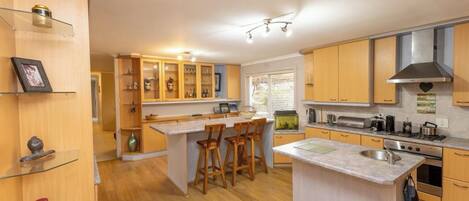 Maison, 3 chambres, accessible aux personnes à mobilité réduite, vue jardin | Intérieur