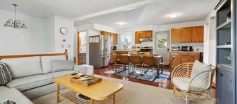 Quaint 3BR Home: 8 Minutes to Okemo Mtn.