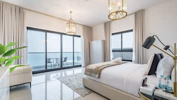 5 bedrooms, in-room safe, iron/ironing board, free WiFi