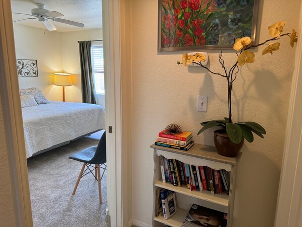 2 bedrooms, free WiFi, bed sheets - Golden Mesa Retreat by Mesquite Vacation Rentals! (Mesquite)