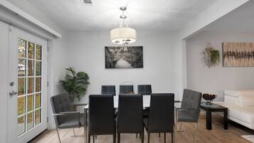 Rumah, 3 kamar tidur | Tempat makan