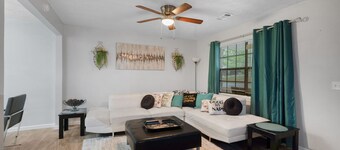 Family-friendly 3br Oasis In Powder Springs 3 Bedroom Home