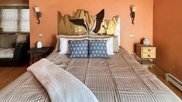 Cabin, 2 Bedrooms | 2 bedrooms, iron/ironing board, free WiFi