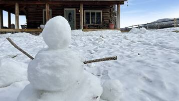 Cabin, 2 Bedrooms | Exterior detail