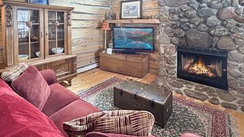 Cabin, 2 Bedrooms | Living area | Smart TV