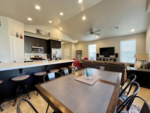 Interior - End Unit | Huge Pool & Hot Tub | Fast Internet | By Zion & St George | #1889 (Washington)