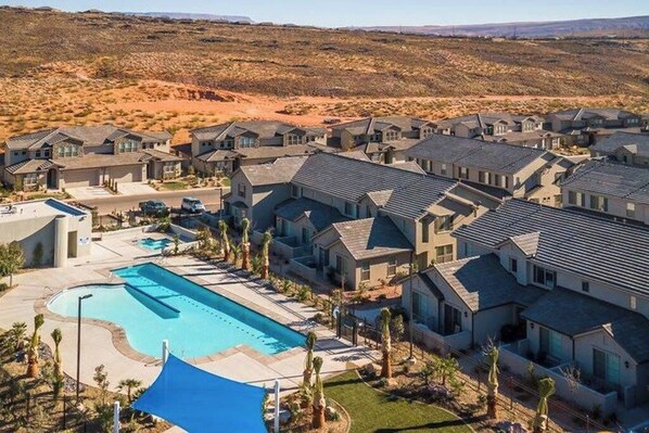 Pool - End Unit | Huge Pool & Hot Tub | Fast Internet | By Zion & St George | #1889 (Washington)