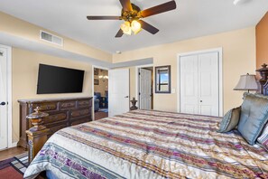 3 chambres, fer et planche à repasser, lit parapluie, Wi-Fi