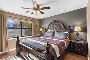 3 bedrooms, iron/ironing board, travel crib, WiFi - Branson Blessing – Condo for 8! (Branson)