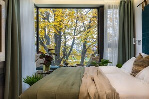 3 slaapkamers, een strijkplank/strijkijzer, gratis wifi, beddengoed