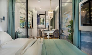 3 slaapkamers, een bureau, een strijkplank/strijkijzer, gratis wifi