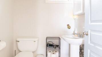 Chuveiro, secador de cabelo