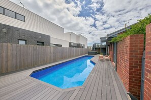 Pool - The Palm House 200 meters to the beach! (Torquay)