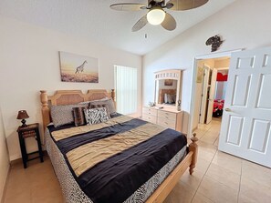 4 chambres, fer et planche à repasser, Wi-Fi gratuit, draps fournis