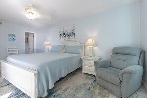 2 slaapkamers, een strijkplank/strijkijzer, gratis wifi, beddengoed