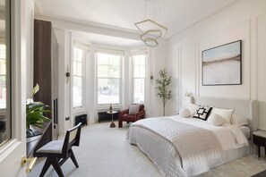 1 dormitorio, tabla de planchar con plancha, wifi y ropa de cama