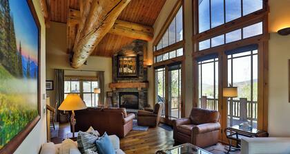 Mt CB Log Home | 4 Bedroom | Game Room | Hot Tub | Gas Grill| Mtn Views