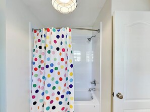 Hair dryer, towels
