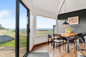 Dining - Moorings | Ocean Views | Hot Tub | Dog Friendly (The Sea Ranch)