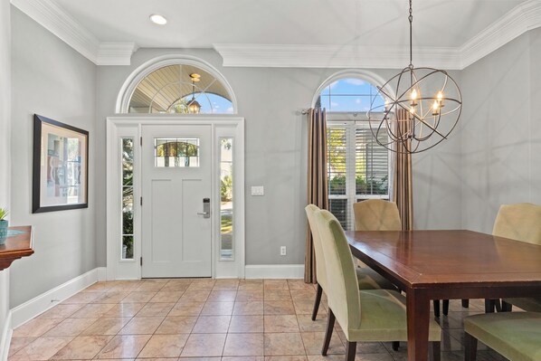 House, Multiple Beds, Pool Access, Pool View (165 Sugar Sand Lane) | Dining