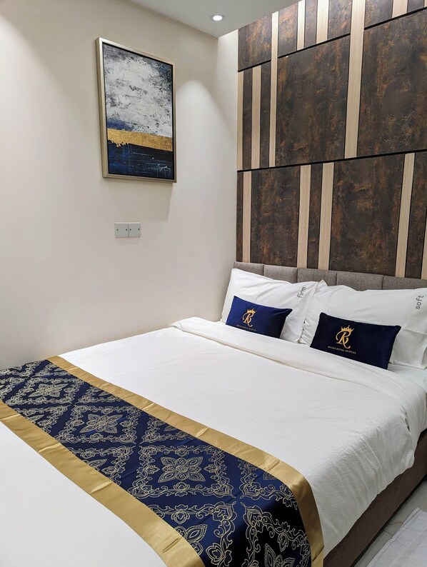 In-room safe, desk, free WiFi - Hotel Royal Bengal Dhaka (Dhaka)