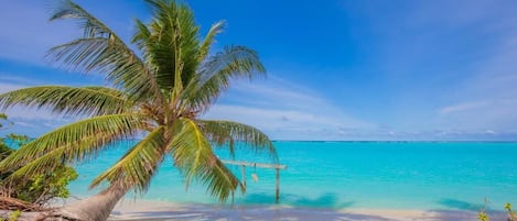 Plage privée à proximité, sable blanc