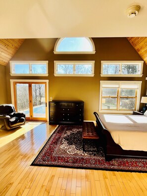 4 bedrooms, WiFi, bed sheets