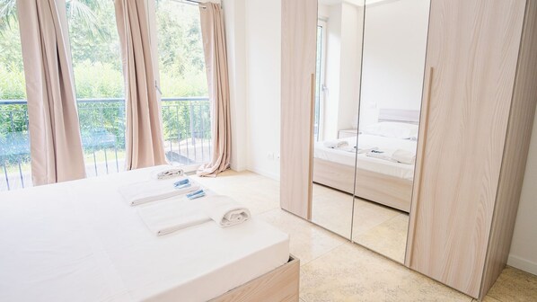 1 bedroom, free WiFi, bed sheets