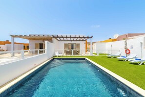 A heated pool - Villa Asha - Three Bedroom Villa, Sleeps 6 (Antigua)