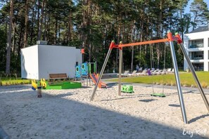 Children's area - Holiday studio with air conditioning, summer pool (Lukecin)