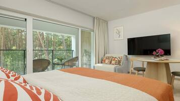 Travel crib, bed sheets