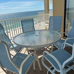 Outdoor dining - ⛱️Huge Balcony-Beach Front-3BR Romar Place⛱️ (Orange Beach)