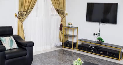 Stunning Apartment- Vesgrah Homes