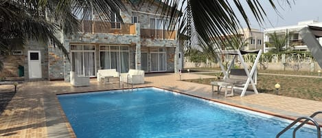 Deluxe Villa, 6 Bedrooms, Private Pool, Garden View | Living area