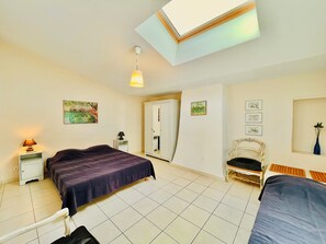 3 habitaciones, tabla de planchar con plancha y wifi gratis 