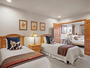 7 chambres, bureau, fer et planche Ă repasser, Wi-Fi gratuit