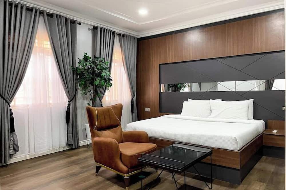 Readyhomes Shortlets and Apartments