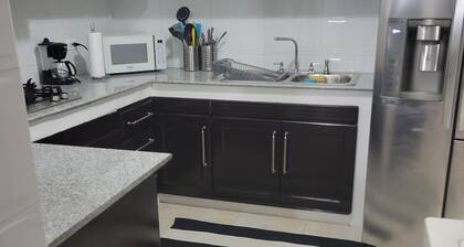 Centrally located 2 bdrm 2 bath apartment in Panama City with pool & gym