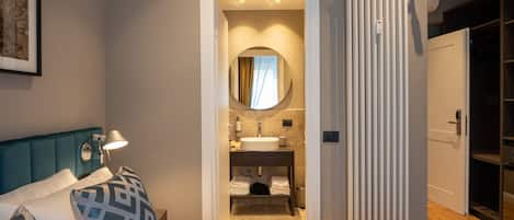 1 室のベッドルーム、アイロン / アイロン台、ベッドシーツ