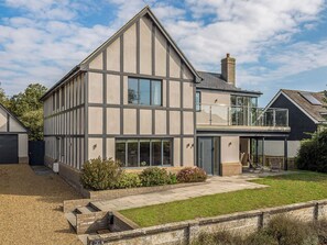 Exterior - 4 bedroom accommodation in Thorpeness (Thorpeness)