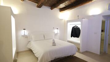 Classic Double Room (S. Teresella) | Biancheria da letto di alta qualità, copriletto in piuma