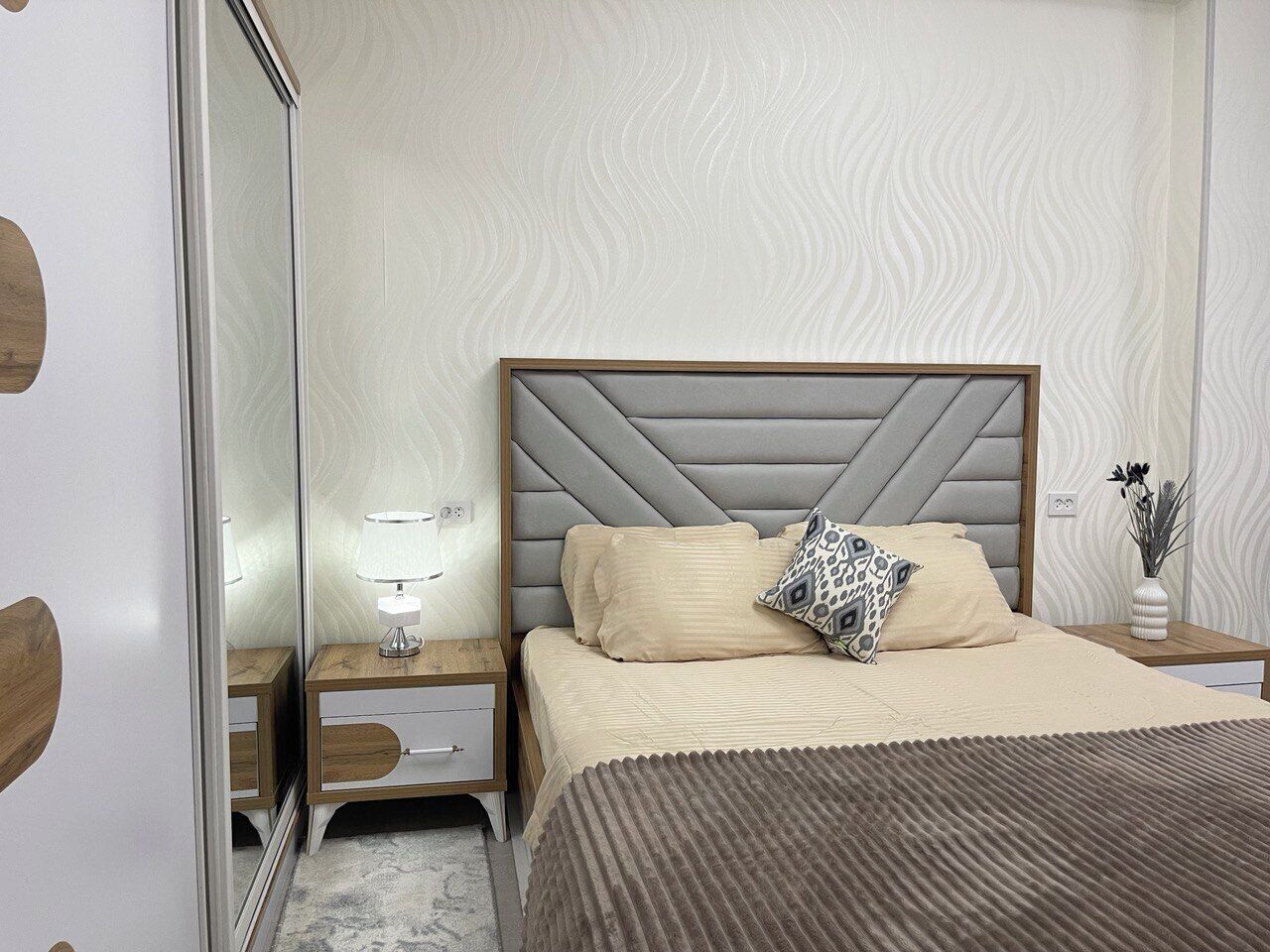 ファミリー コンドミニアム シティビュー | 3 室のベッドルーム、遮光カーテン、アイロン / アイロン台、WiFi (無料)