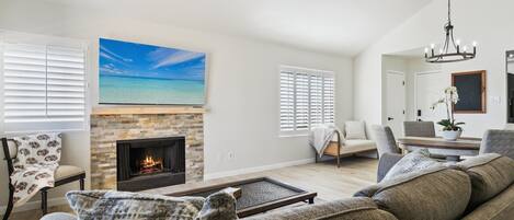 Smart-tv en een open haard