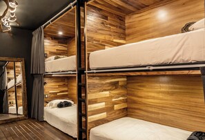 Egyptian cotton sheets, premium bedding, free WiFi, bed sheets - Homestal California Hostal Tlaquepaque (Tlaquepaque)