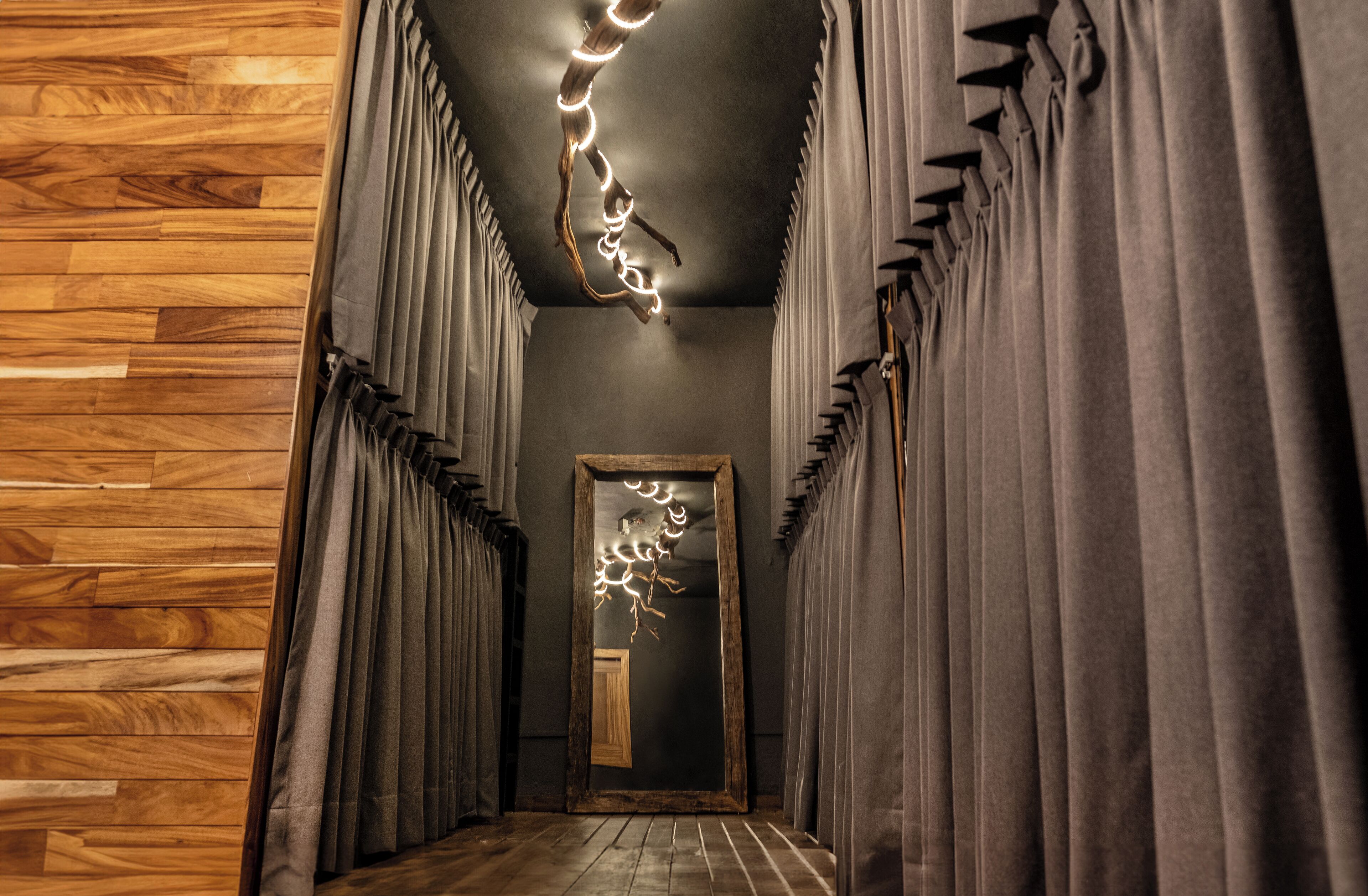 Sábanas de algodón egipcio, ropa de cama de alta calidad y wifi gratis 