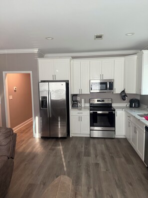 Uklassifisert bilde, 4 av 21, knapp