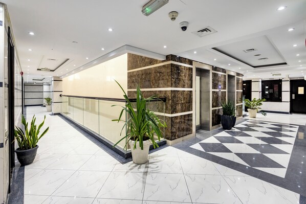 Interior entrance - Crown Park Hotel (Dubai)