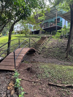 Property grounds - Casa Jaguar - 200 metres Walk to the Beach (Provincia de Guanacaste)