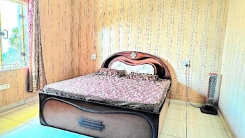 Family Room, Mountain View